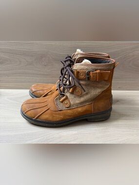 UGG Cecile Women's 1007999 Brown Waterproof Leather Ankle Duck Boots Size US 6